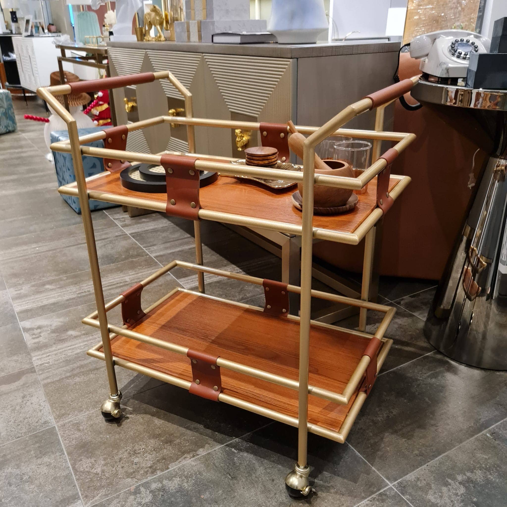 Dundee-Bar-Cart