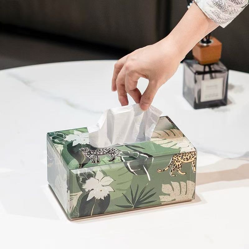 Safari-Tissue-Box