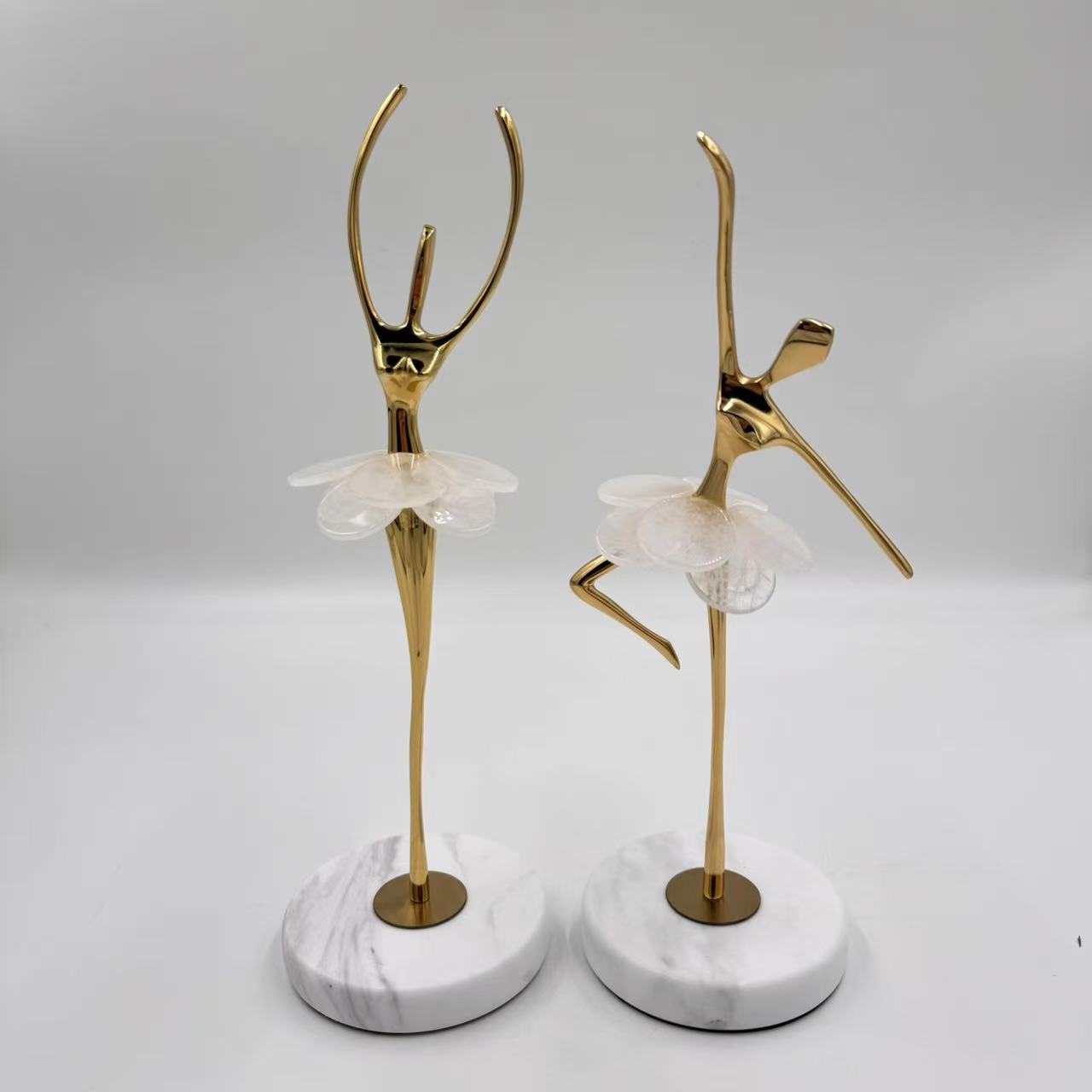 Swan-Lake-Pair-2